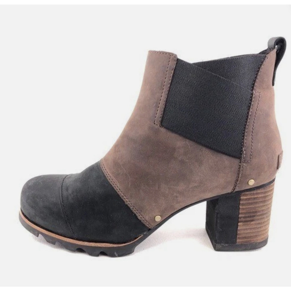 Sorel Addington Chelsea Pull on Ankle Boots Size 7 Black Brown Leather - Picture 1 of 13